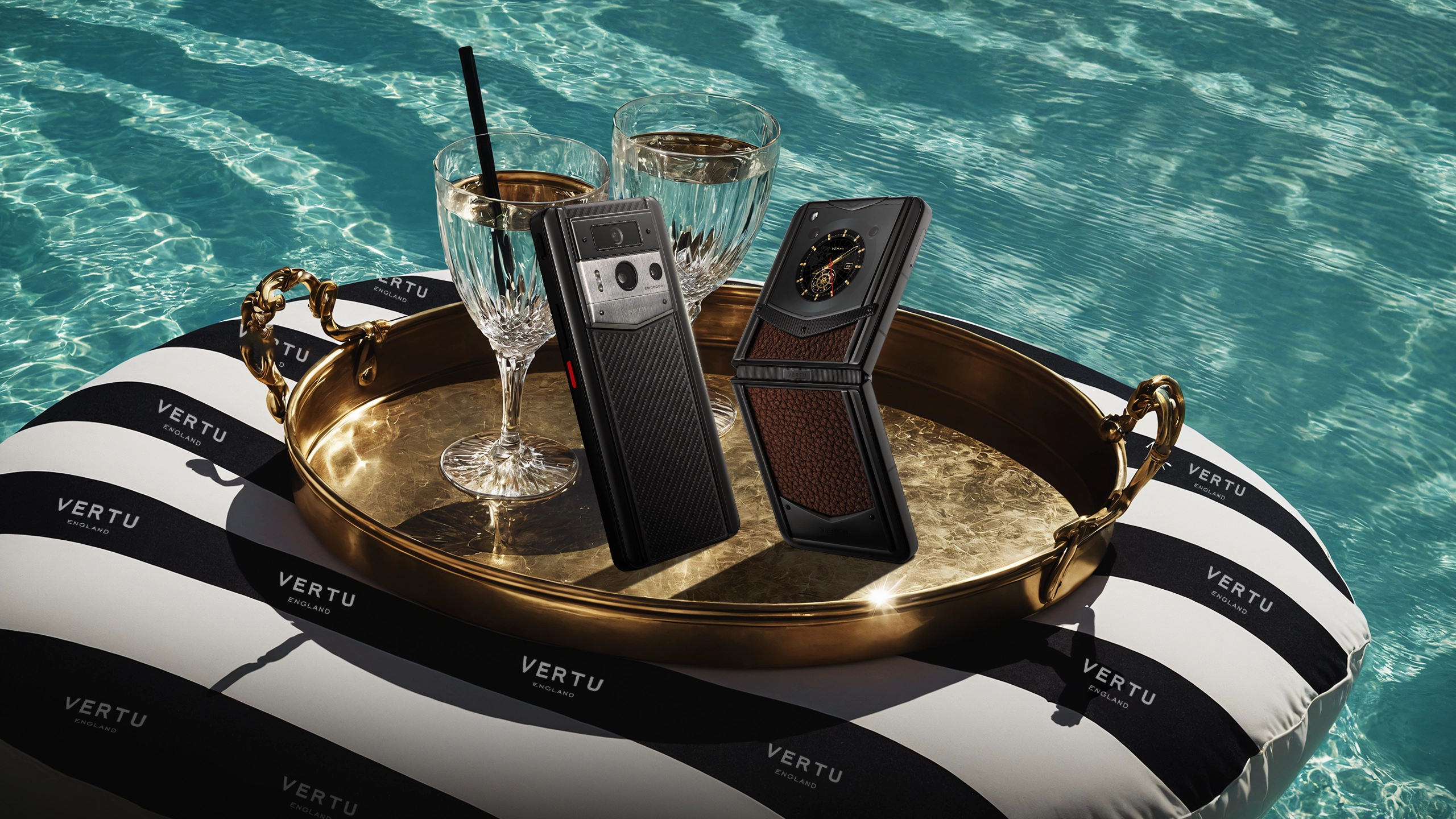 Beolink surround enables the connection of all speakers in your home. 