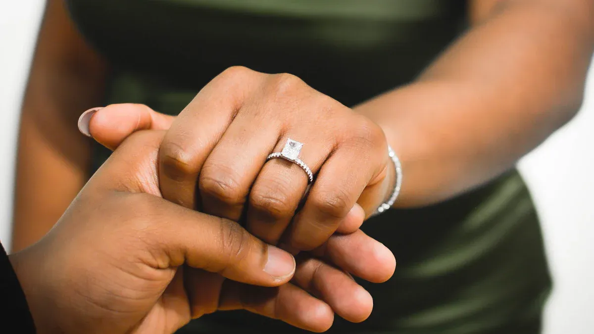 Comparing Smart Rings for Different Couple Needs