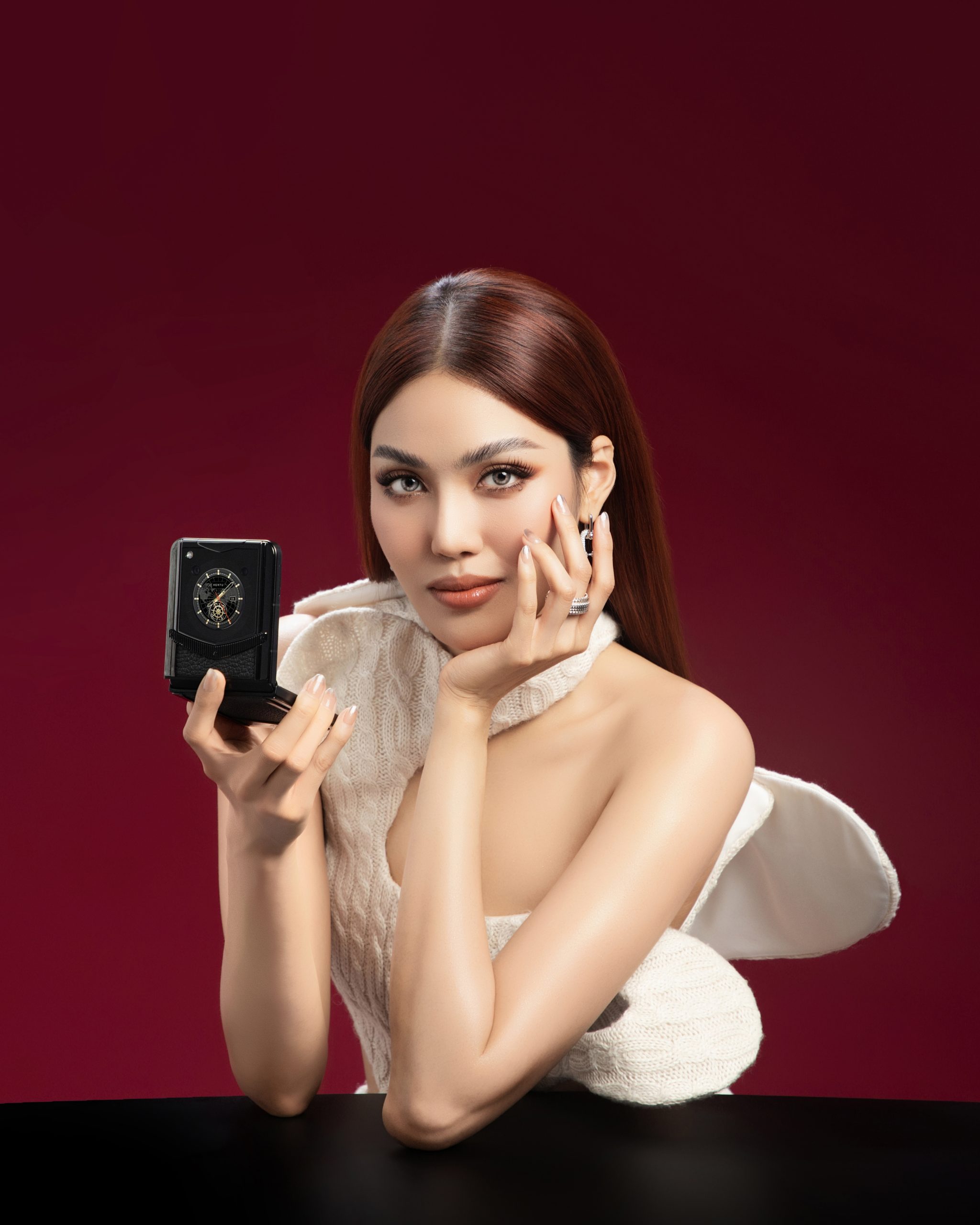 SUPERMODEL LAN KHUE AS 2025 BRAND AMBASSADOR