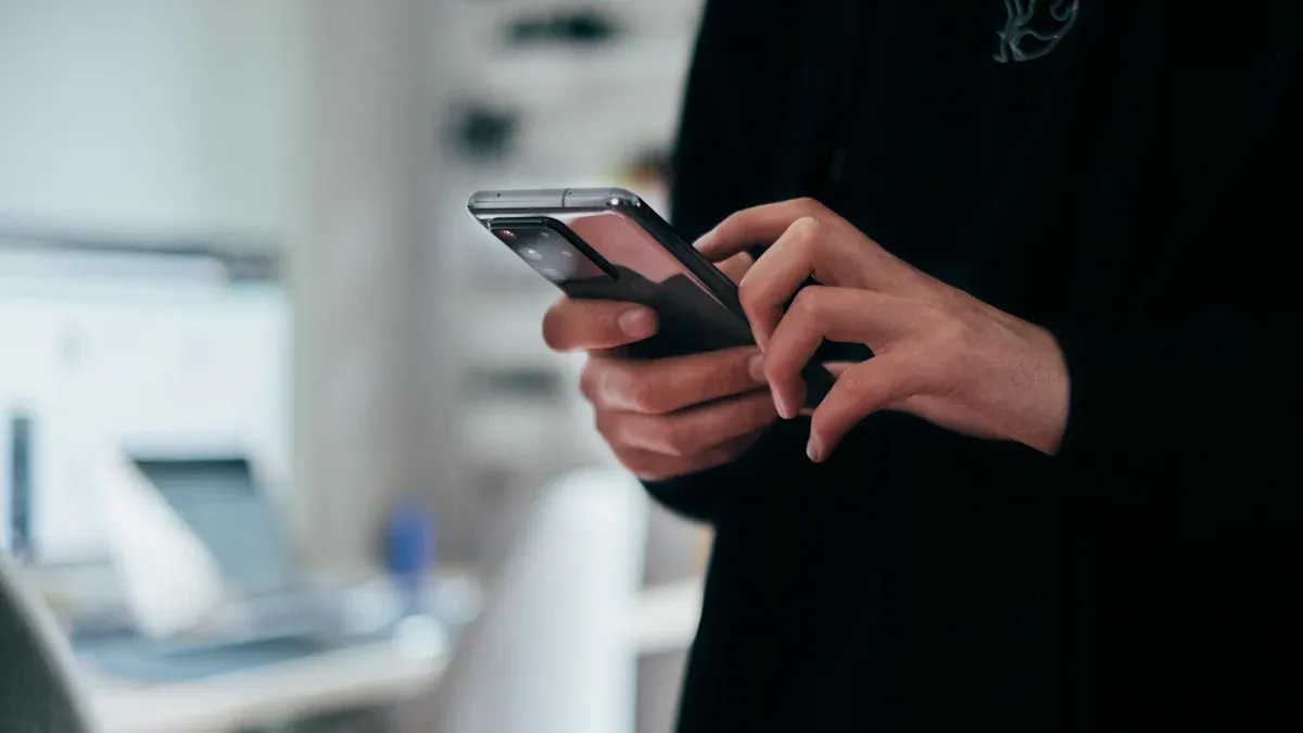 10+ BEST Mobile Phones for Business 2025: Best for Productivity and Multitasking