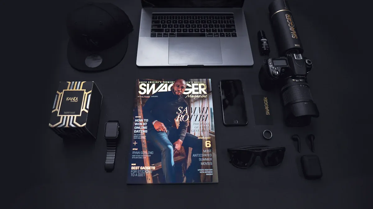 Top 10 Luxury Tech Gadgets for Father'
                style=