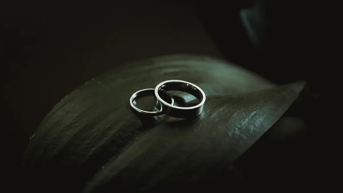 Key Features of Smart Rings for Women