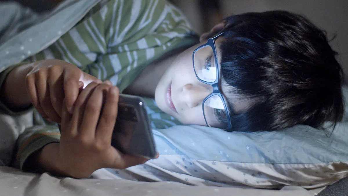 Limit Screen Time Before Bed