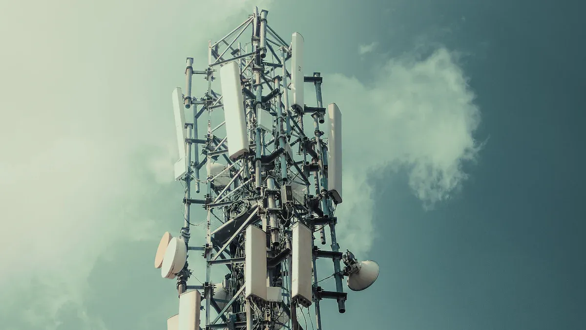 5G Phones with the Most Reliable Outdoor Reception
