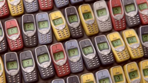 Rediscovering the Joy of Physical Keyboard Phones