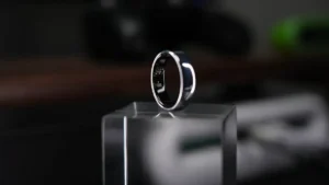 Vertu Meta Ring vs Samsung Galaxy Ring Which Offers Superior Wellness Insights