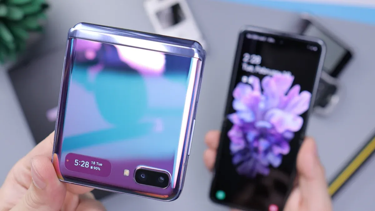Top High-End Flip Phones with Sapphire Screens Reviewed