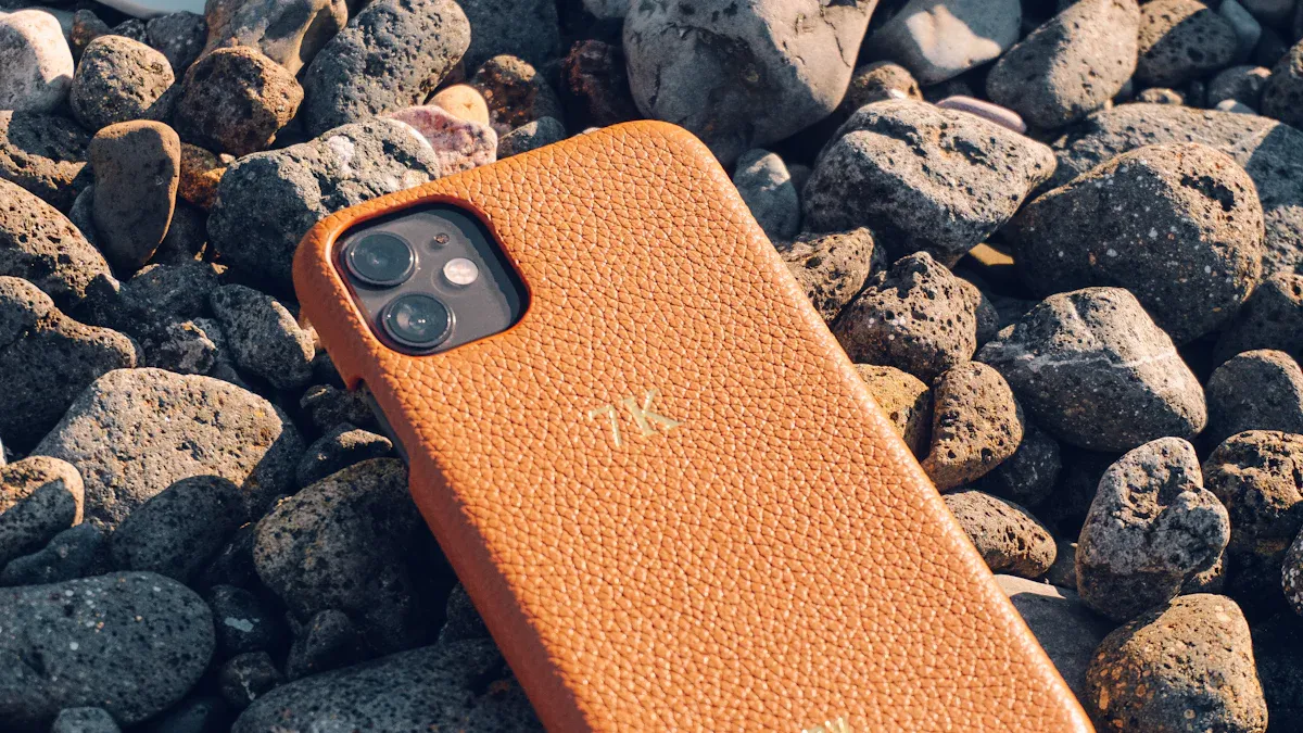 10 Best Handcrafted Leather Smartphone Cases for Style and Protection