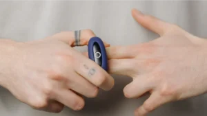 Vertu Meta Ring vs Oura Ring Luxury Design Meets Advanced Health Monitoring