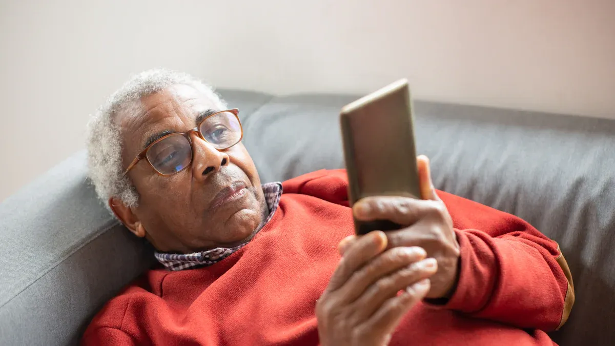 What Phone Should I Buy for My Dad in 2025