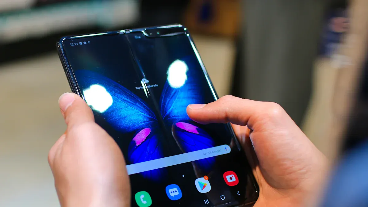 Foldable smartphones: R&D and Innovation