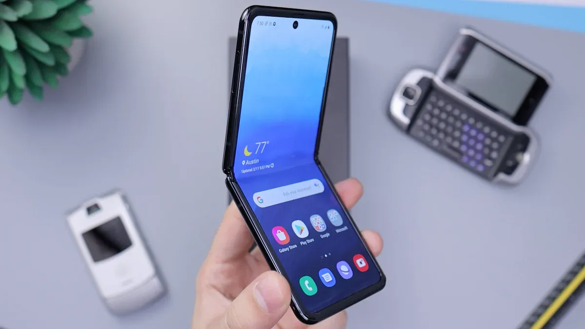 Comparing Foldable Phones to Regular Smartphones