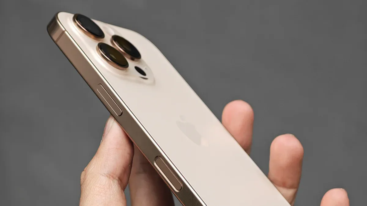 Top 10 Smartphones for Affluent Users in 2025