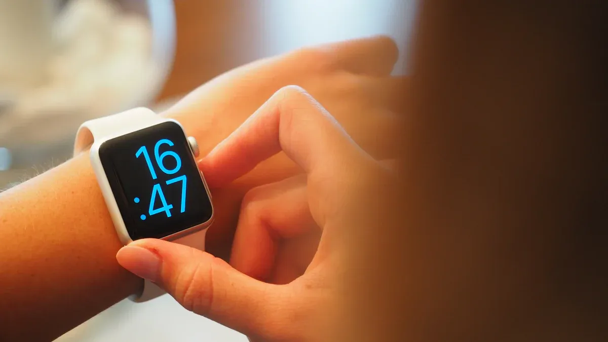 Best Sleep Tracker for Athletes: Choosing the Right Device