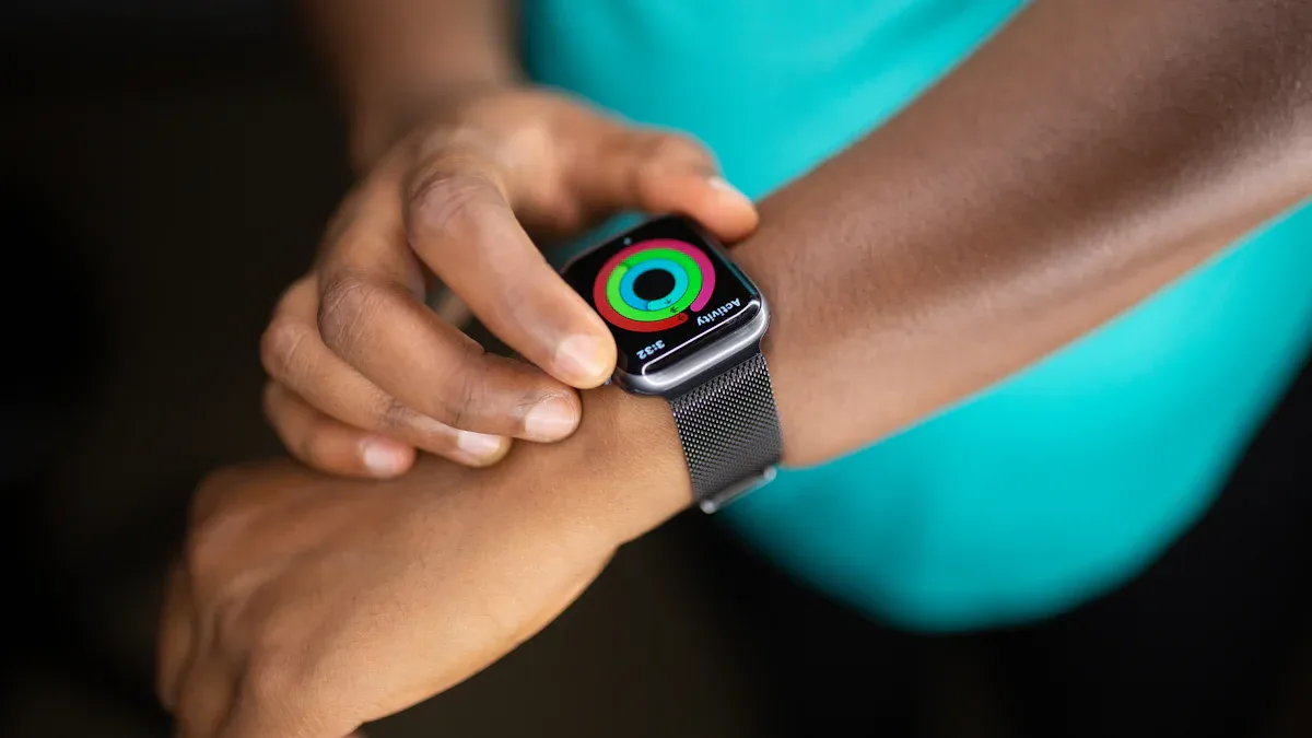 Smartwatch for Wellness Review Featuring Vertu and More