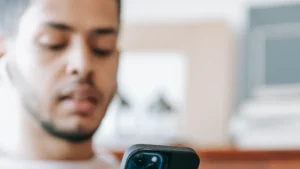 Top 10 Signal Strength Champions among Phones in India