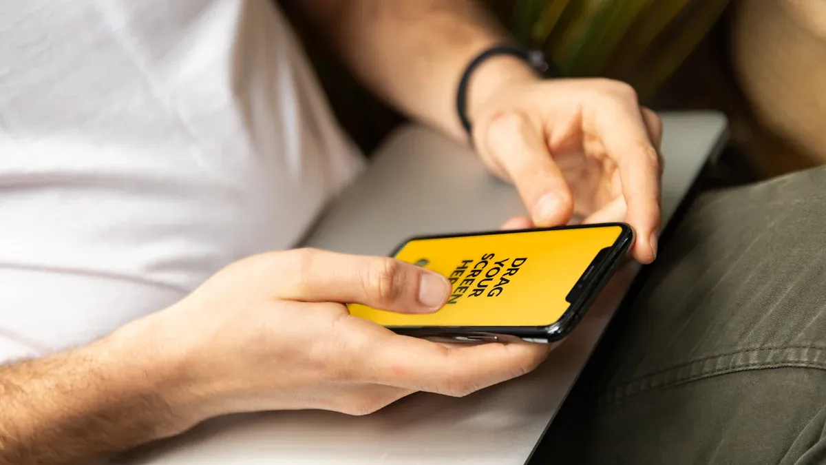 How to Choose Your Customized Phone