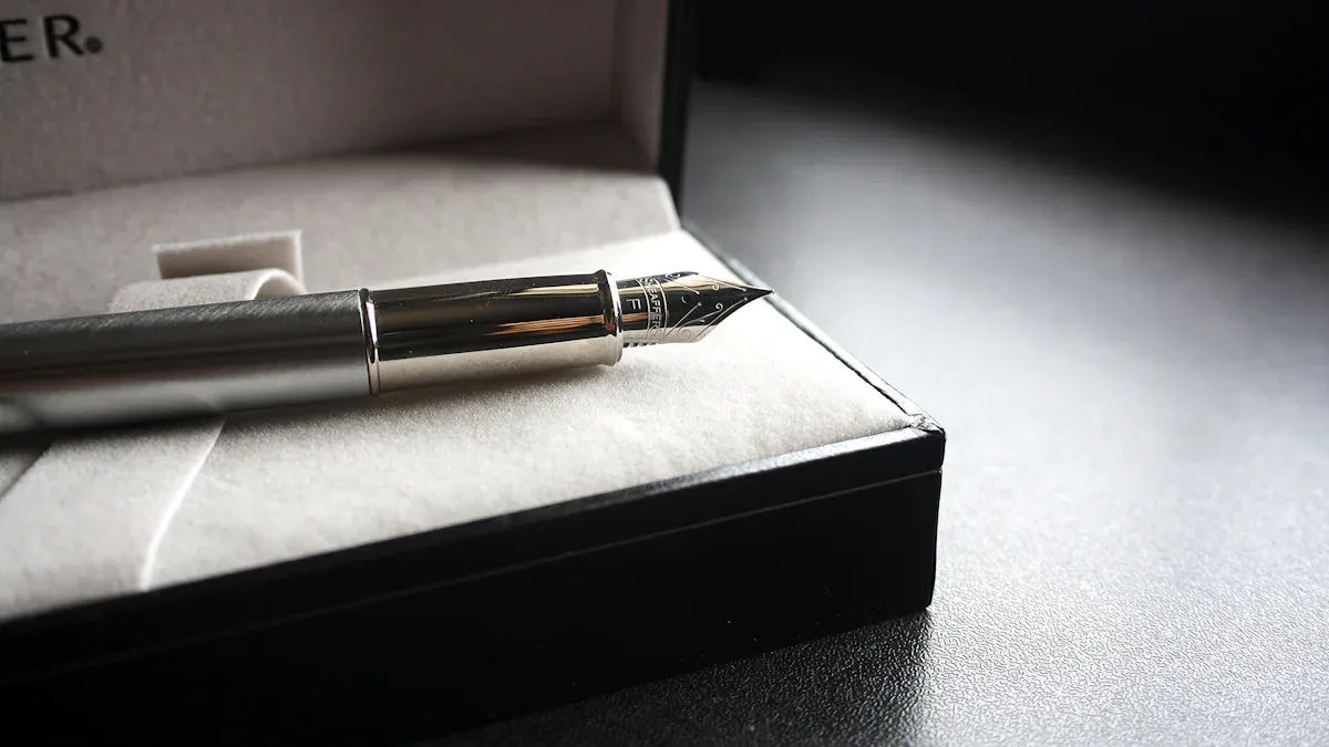 Top 10 Luxury Corporate Gifts for Executives That Impress in 2025