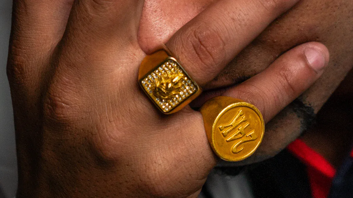 VERTU METASELF Diamond Ring: Luxury Meets Health Tech