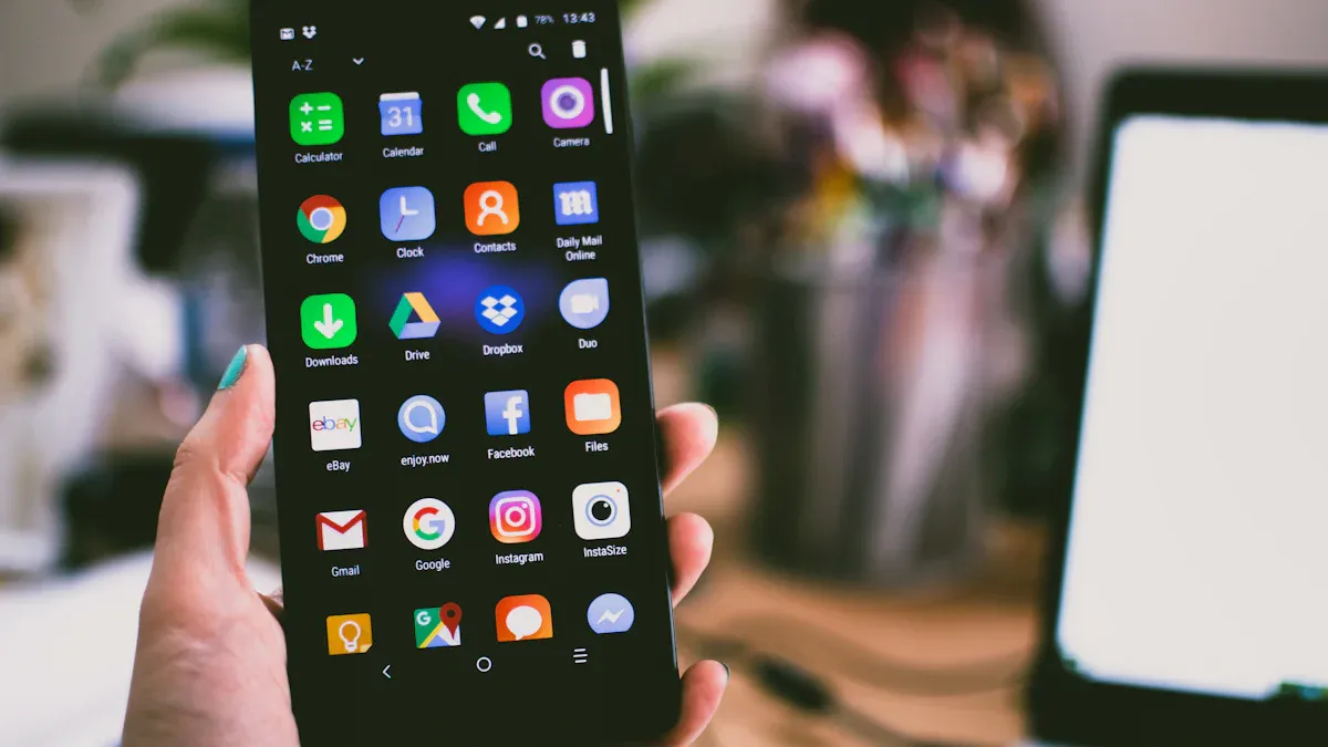 Top 10 Phones Every Real Estate Agent Should Consider in 2025