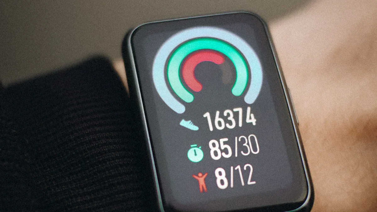 Is Oura or Ultrahuman Better for HRV Tracking in 2025