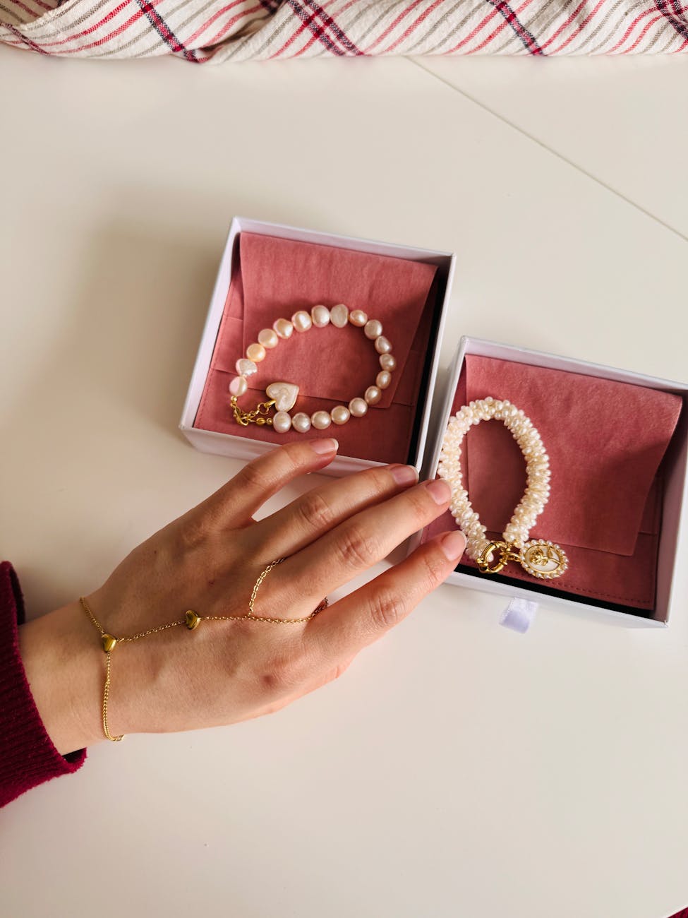 pexels-photo-32039109